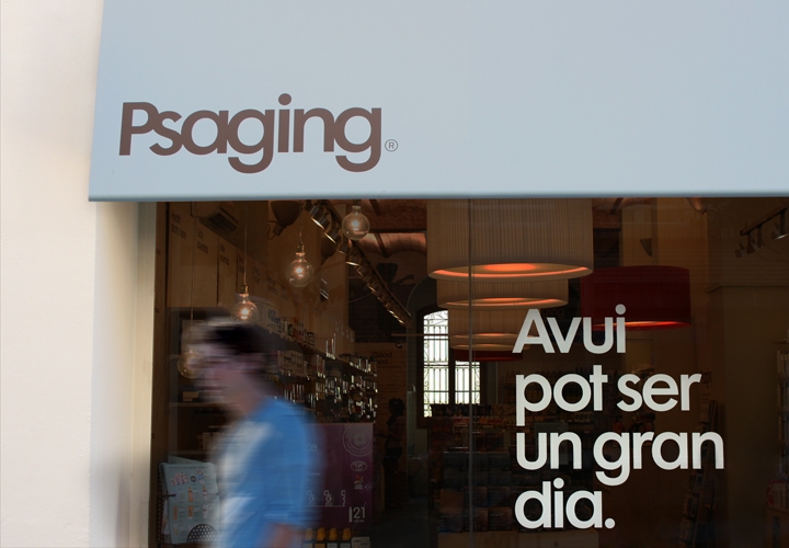 Psaging / Natural Health & Beauty Nutrition stores. 2011