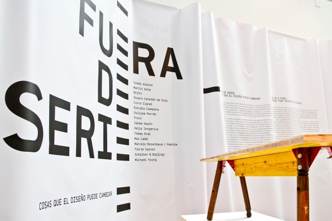 CentroCentro / Fuera de Serie exhibition graphics / Museography: Jorge López Conde / Photo: Guillem Ferran. 2009