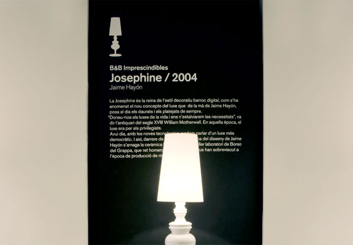 Biosca & Botey / Lighting store signage programme. 2010