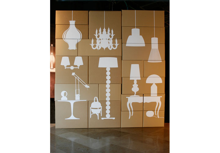 Shop window design for a lighting store outlet. 2010