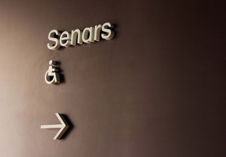 Teatre Plaza / Signage programme. 2009
